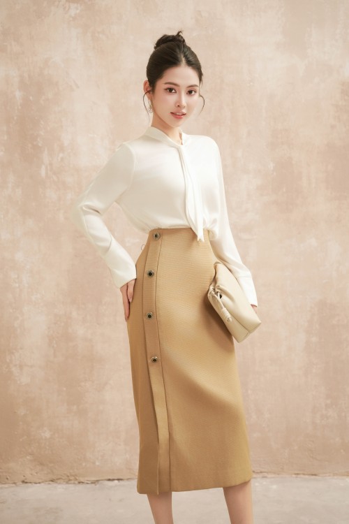 Sixdo White Silk Blouse